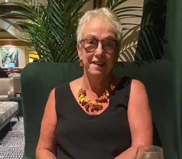 Suzanne Therese Wallace